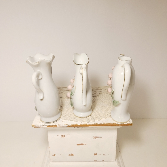 3 Vintage UCAGCO BUD VASE with Lily of the Valley Flowers circa 1946-1956 - Picture 6 of 9